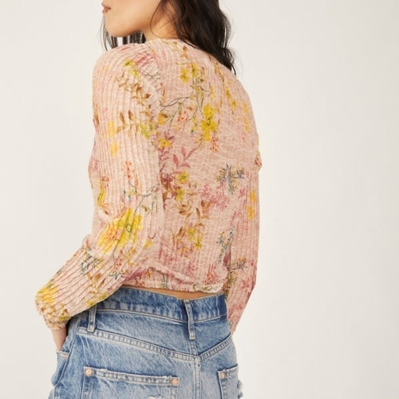 NWT FREE PEOPLE ANGELINA TOP IN LIGHT COMBO - Picture 4 of 7